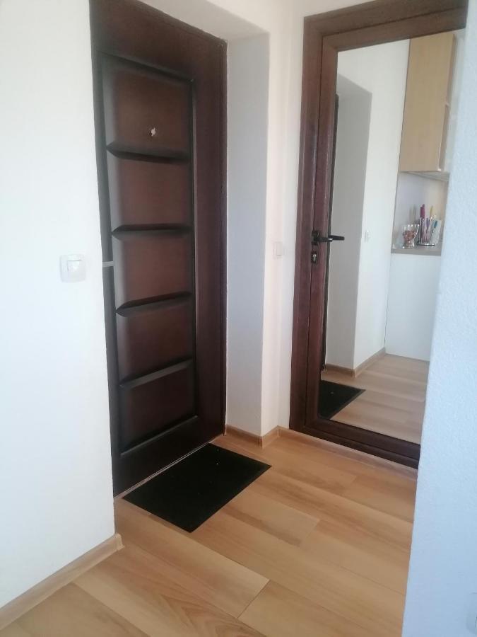 Апартаменти Danaya Петріч